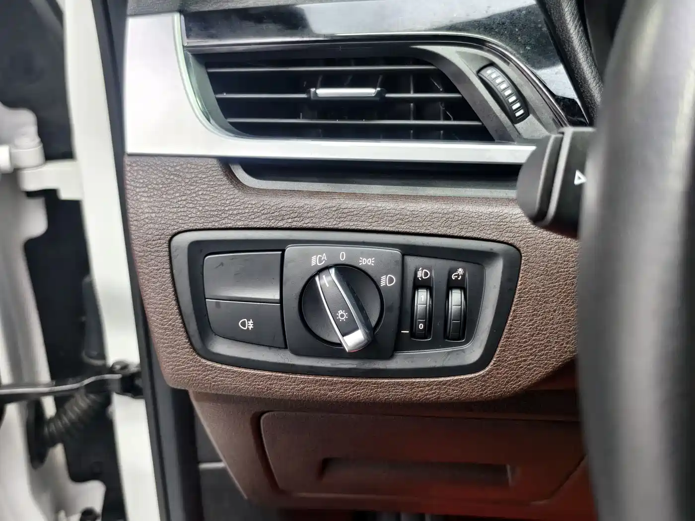 BMW X1 2022 sDrive20Li Fashion фото 18