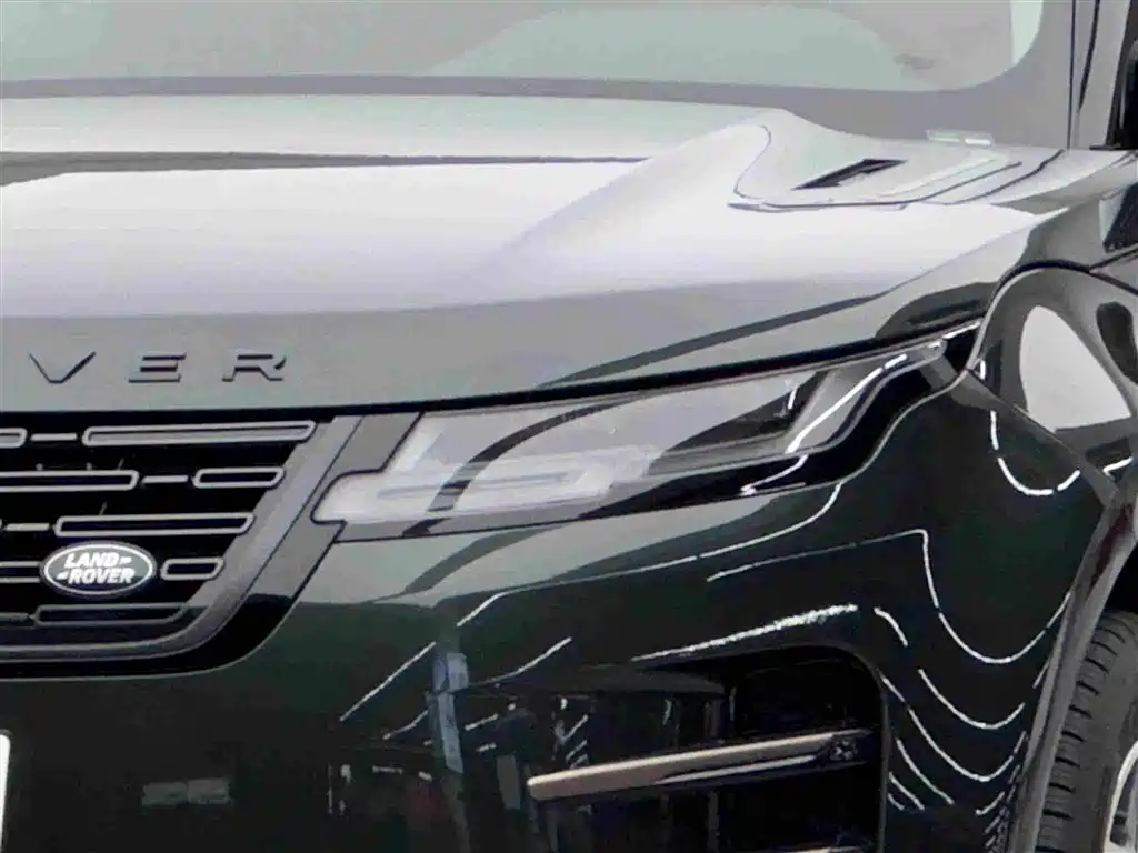 2026 Land Rover Range Rover Evoque