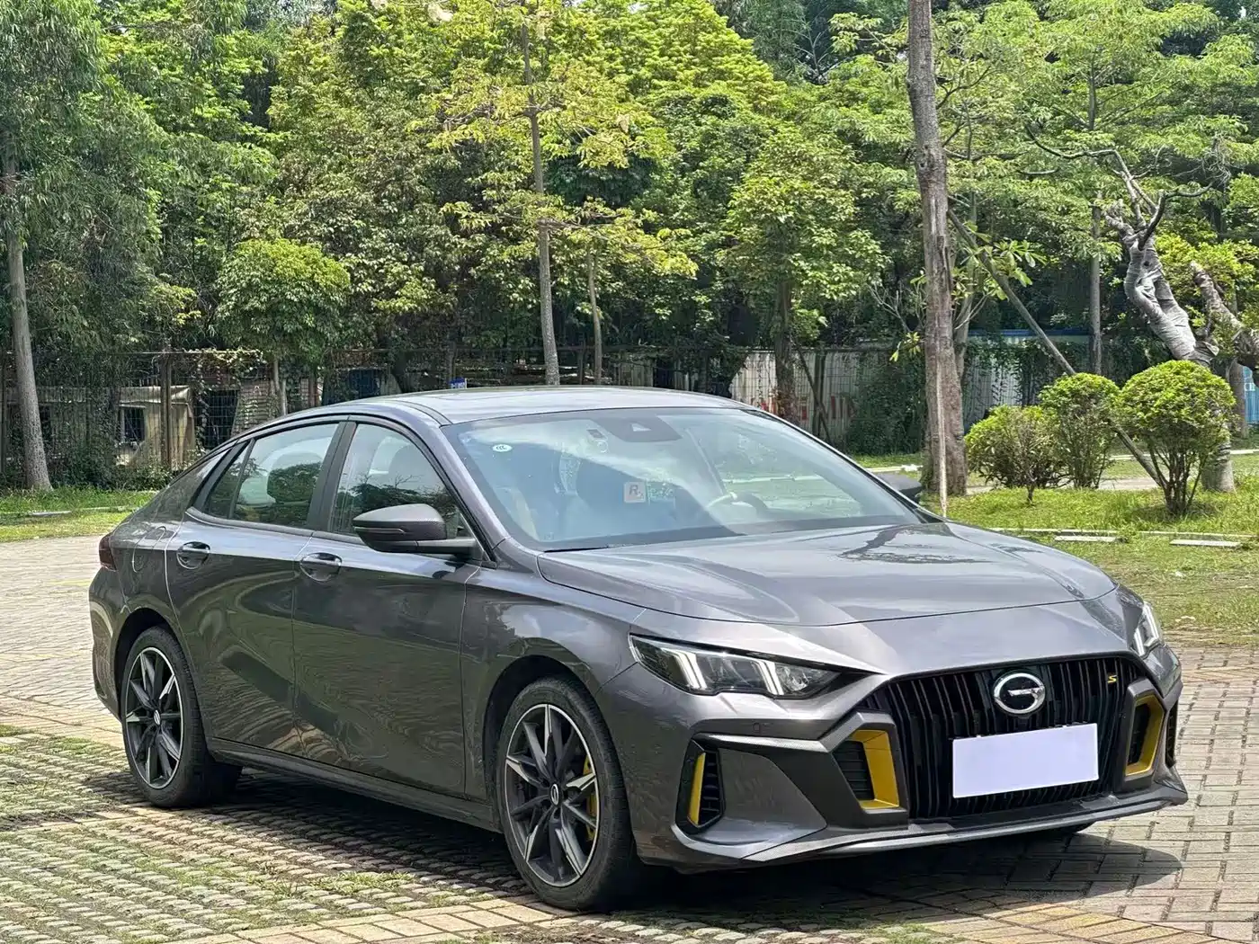 GAC Trumpchi Trumpchi Emkoo 2023 270T DCT J15 Edition фото 3