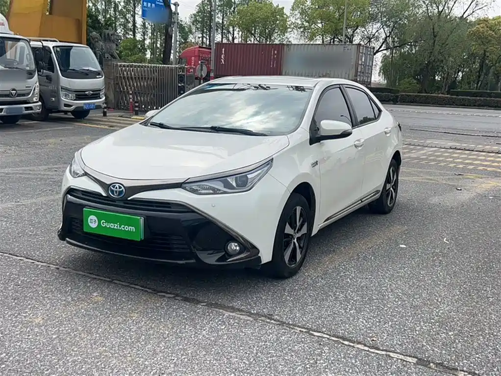 Toyota Levin Twin Engine E+ 2019 1.8PH GS E-CVT Elite Sunroof Edition
