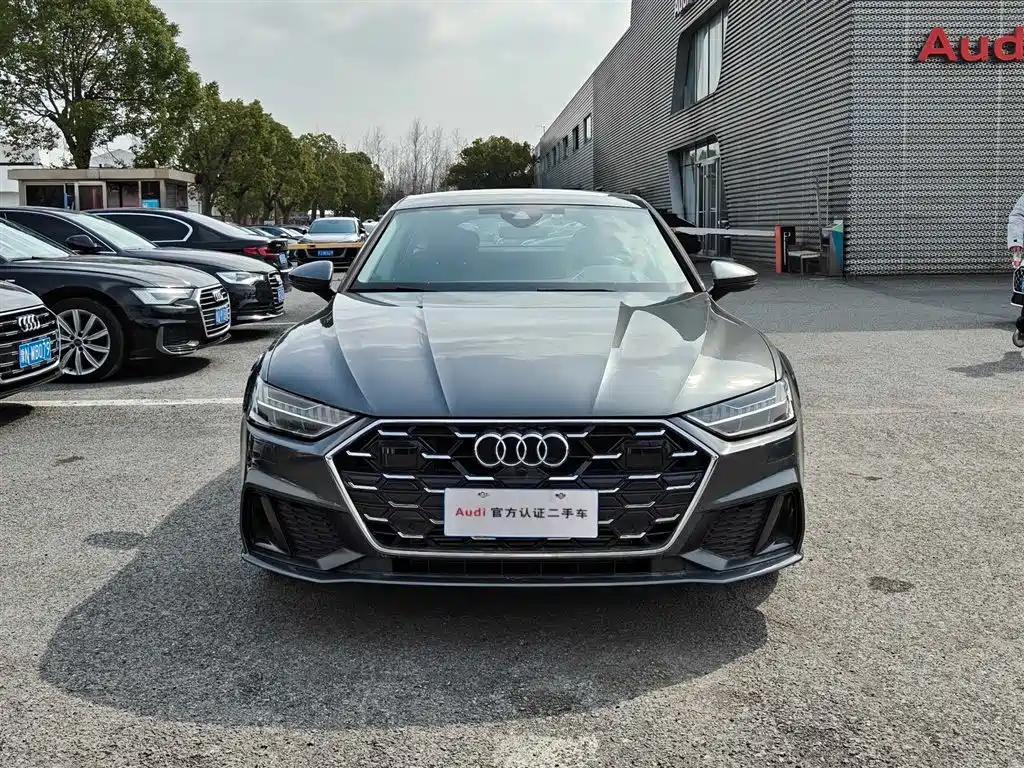 Audi A7 2024 45 TFSI Premium Selection фото 2