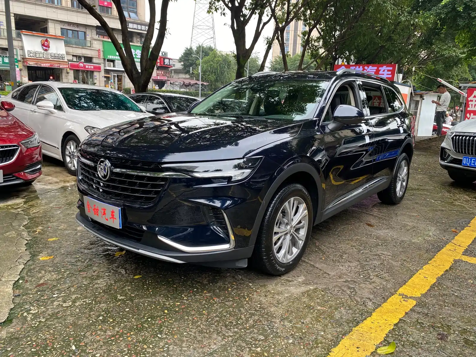 صورة 1 - Buick Envision Plus