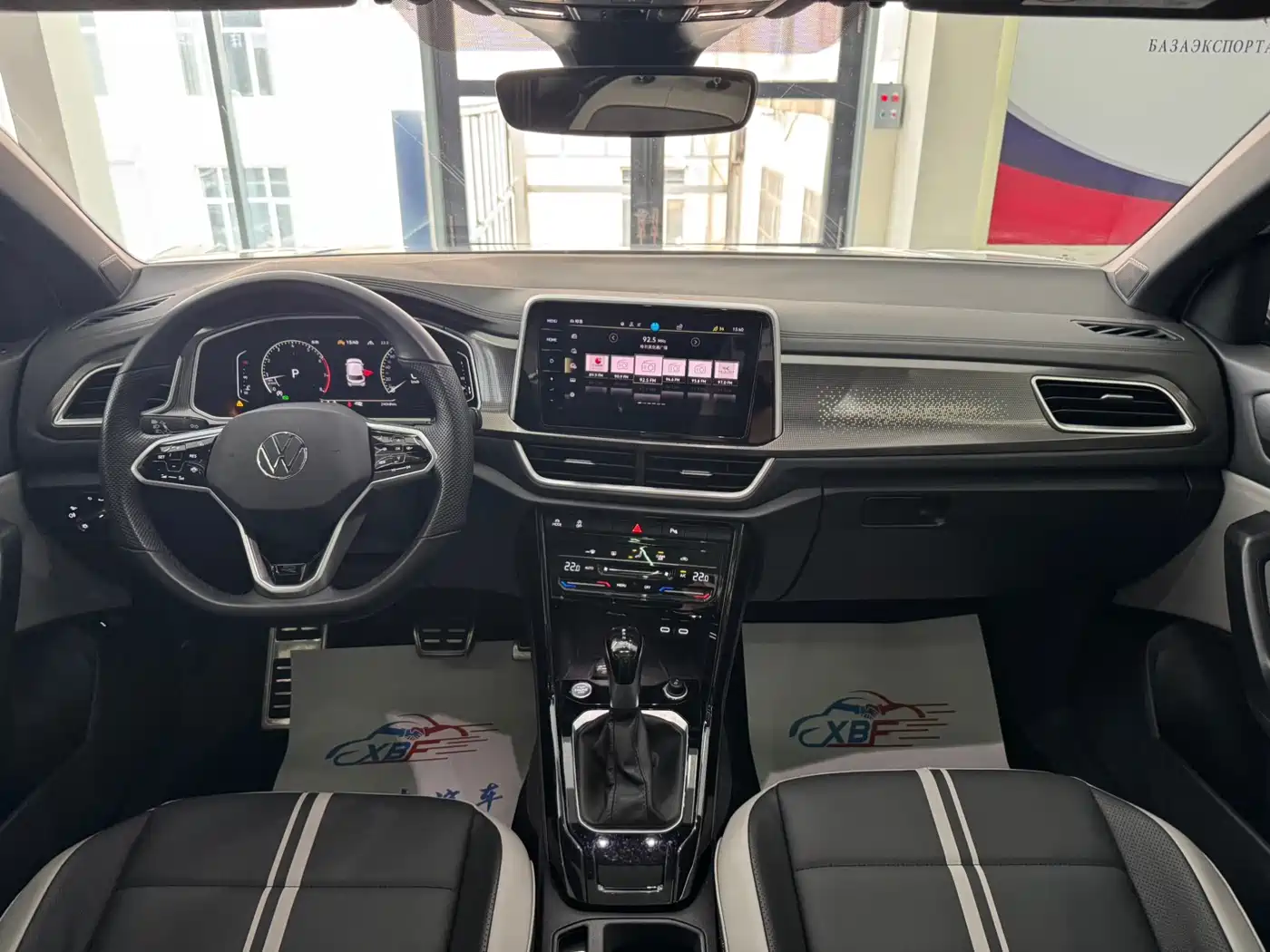 Volkswagen T-ROC 2024 300TSI DSG 2WD Morning Light Edition фото 5