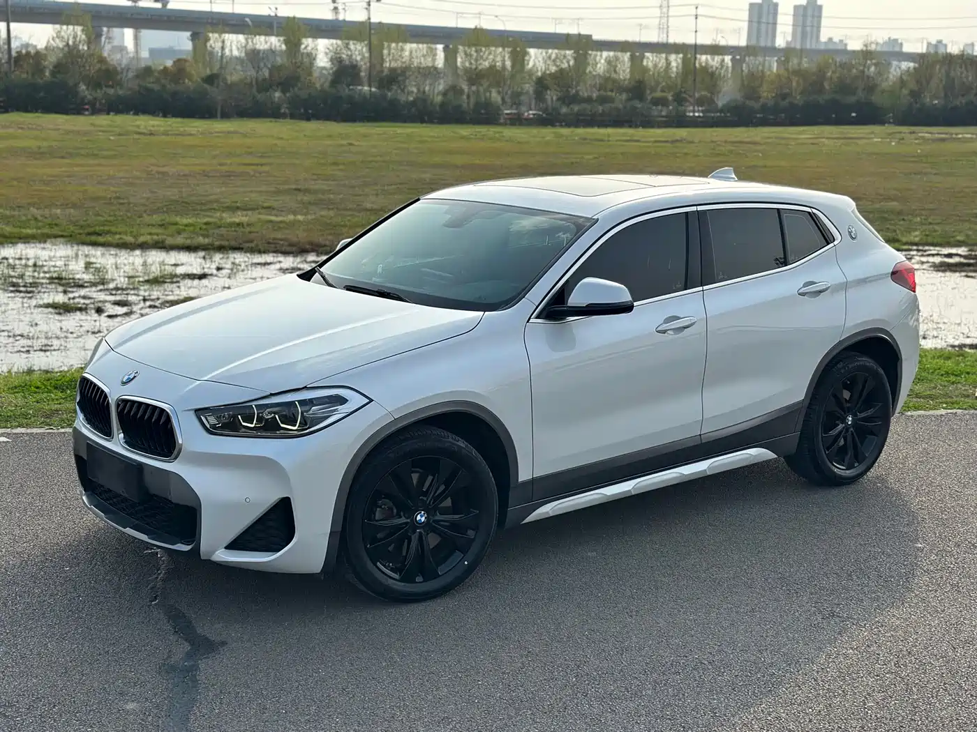 BMW X2 2021 sDrive25i Leading M Off-Road Package