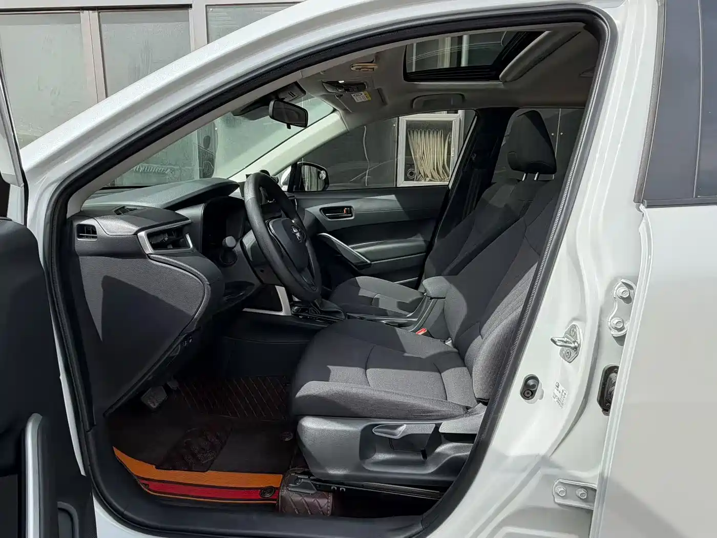 Toyota Corolla Cross 2024 2.0L Elite Edition фото 6