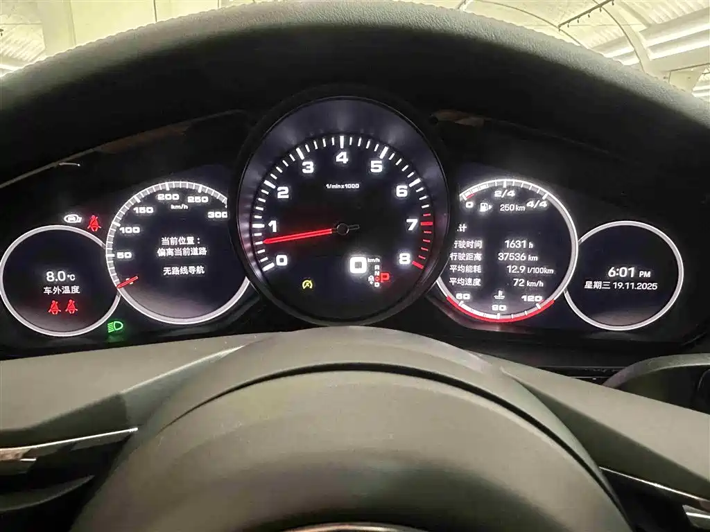 Porsche Panamera 2023 Facelift Panamera 2.9T Platinum Edition фото 8