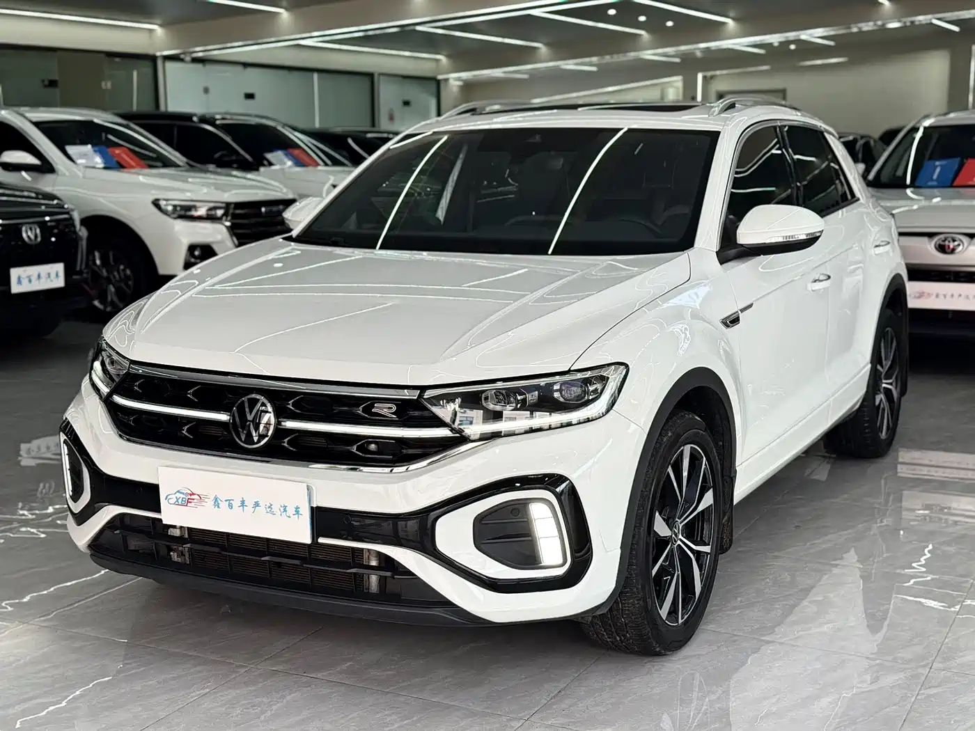 Volkswagen T-ROC 2024 300TSI DSG 2WD Morning Light Edition