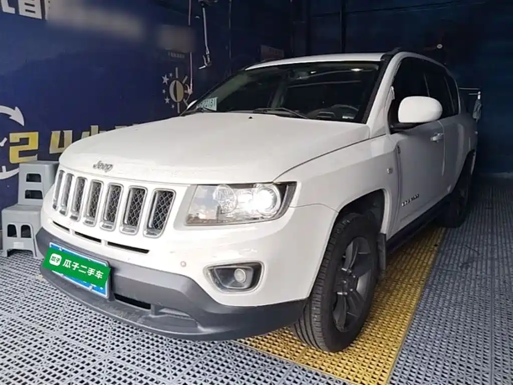 Фото 1 - Jeep Compass (Import)