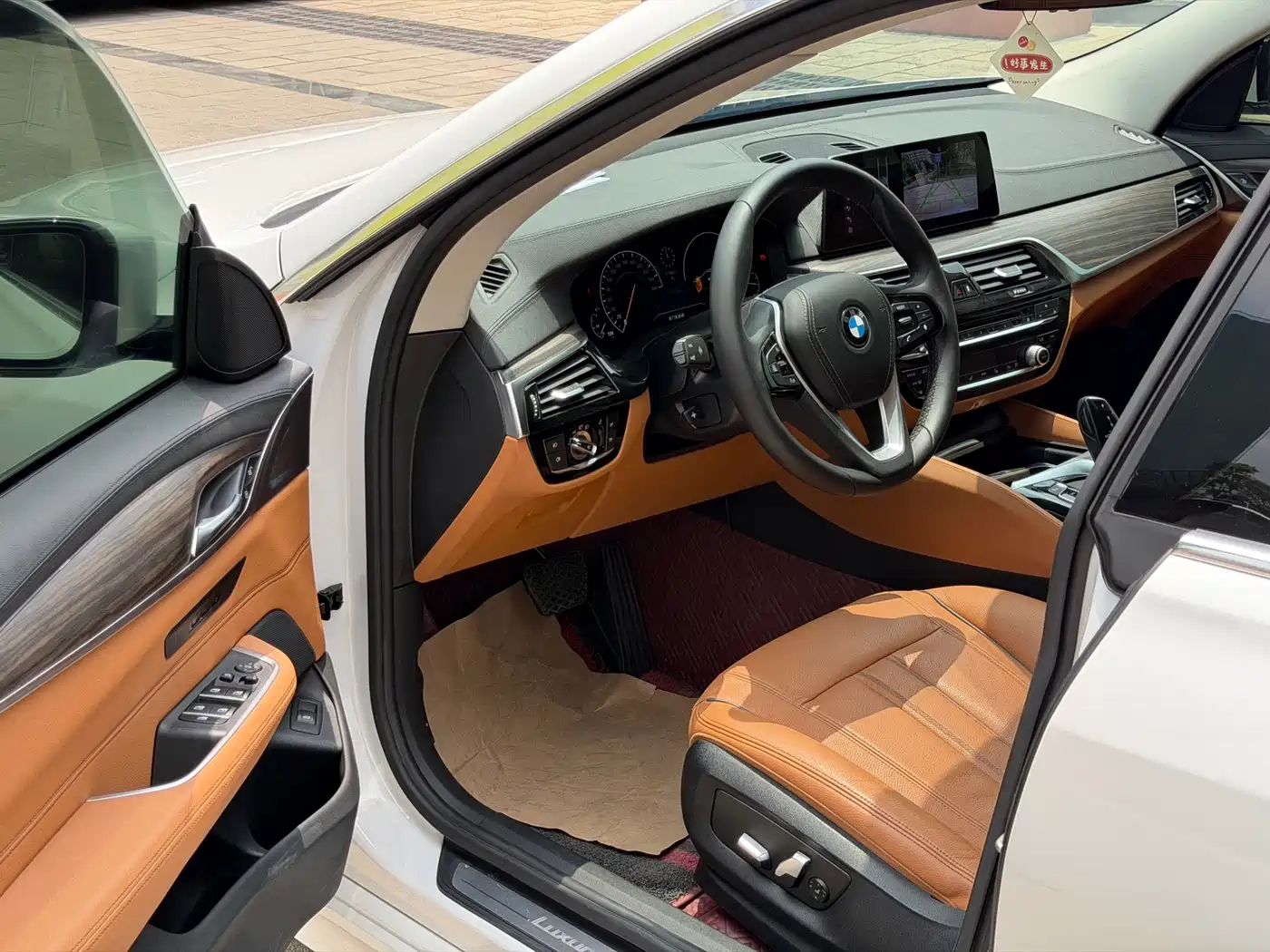 BMW 6 Series GT 2019 630i Luxury Design Package фото 8