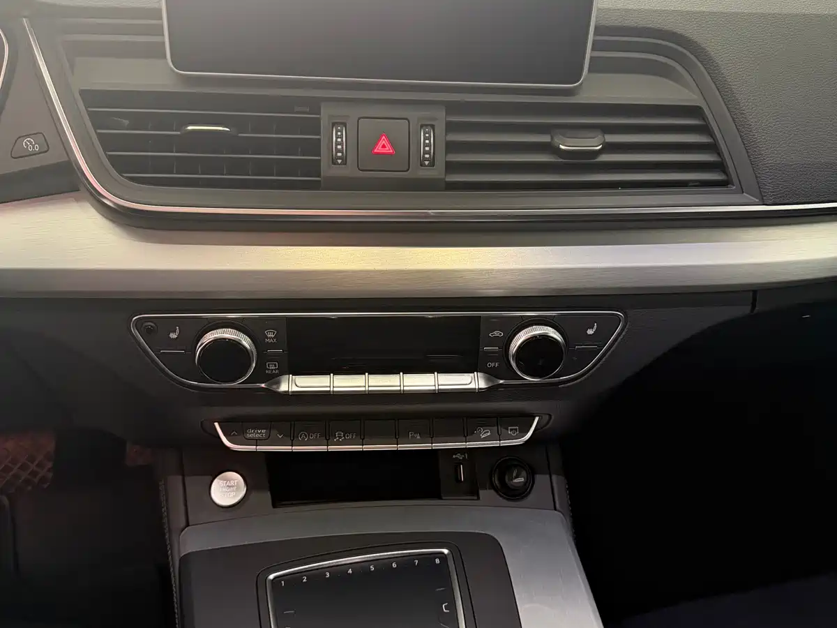 Audi Q5L 2018 40 TFSI Premium Fashion China VI фото 11