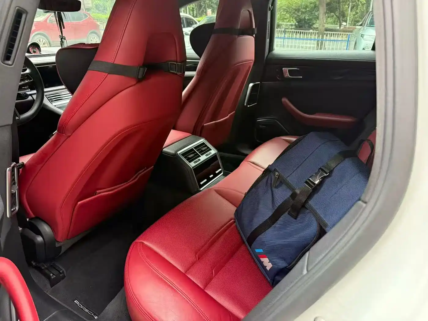 Porsche Panamera 2017 Panamera 4 Sport Turismo 3.0T фото 16