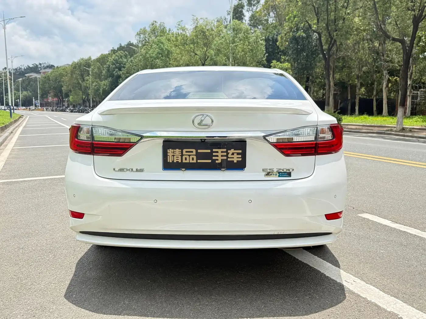 Lexus ES 2015 200 Elite Edition фото 4