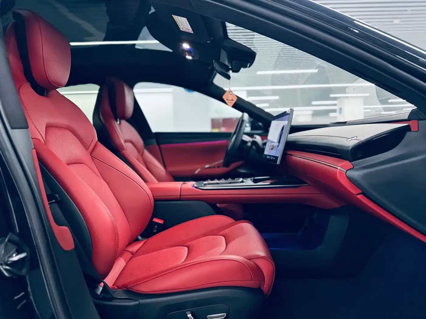 XIAOMI CAR XIAOMI SU7