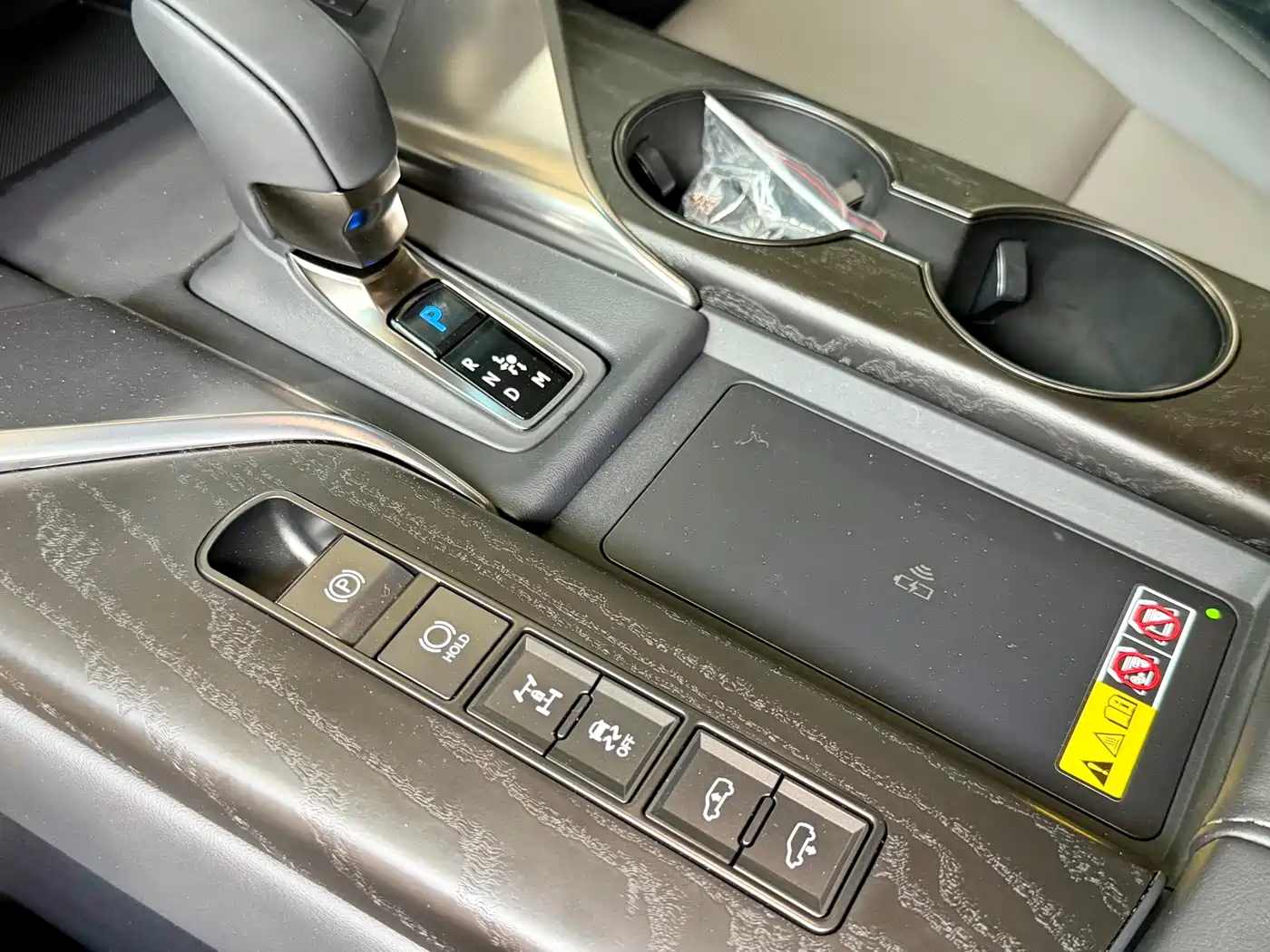 Lexus LX 2025 700h OVERTRAIL Frontier Edition фото 14