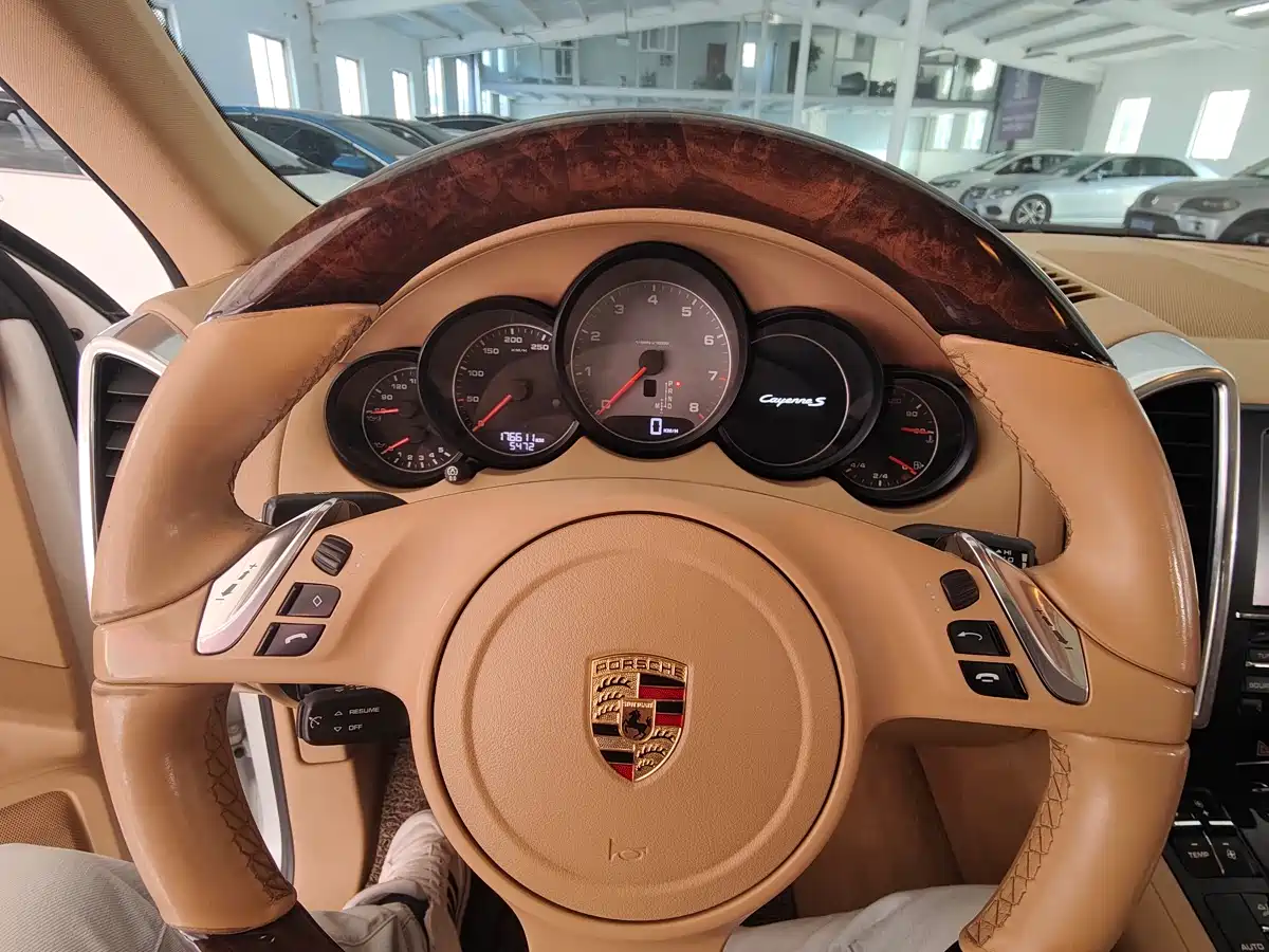 Porsche Cayenne 2011 Cayenne S 4.8L фото 13