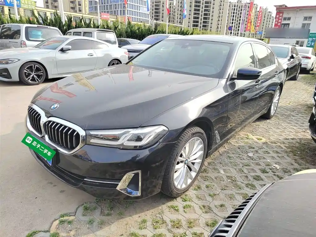 BMW 5 Series 2022 Model Second Facelift 525Li Luxury Package
