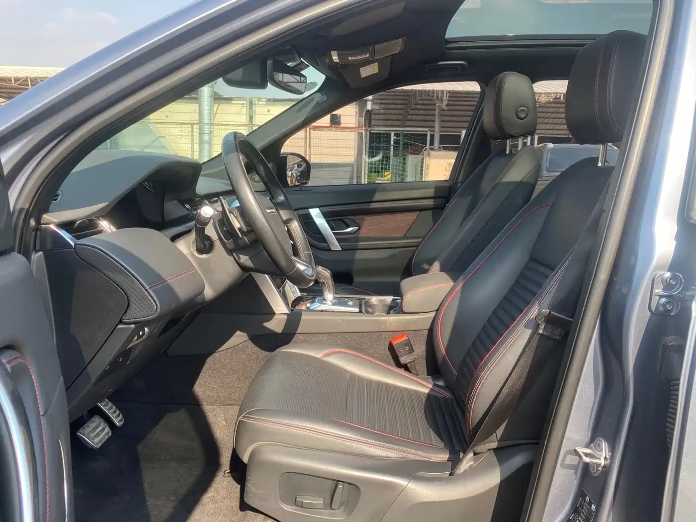 Land Rover Discovery Sport 2020 249PS R-Dynamic Performance фото 9