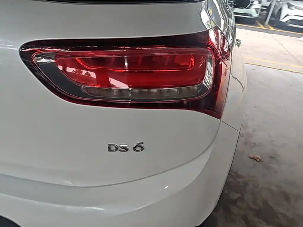 Фото 8 - DS 6