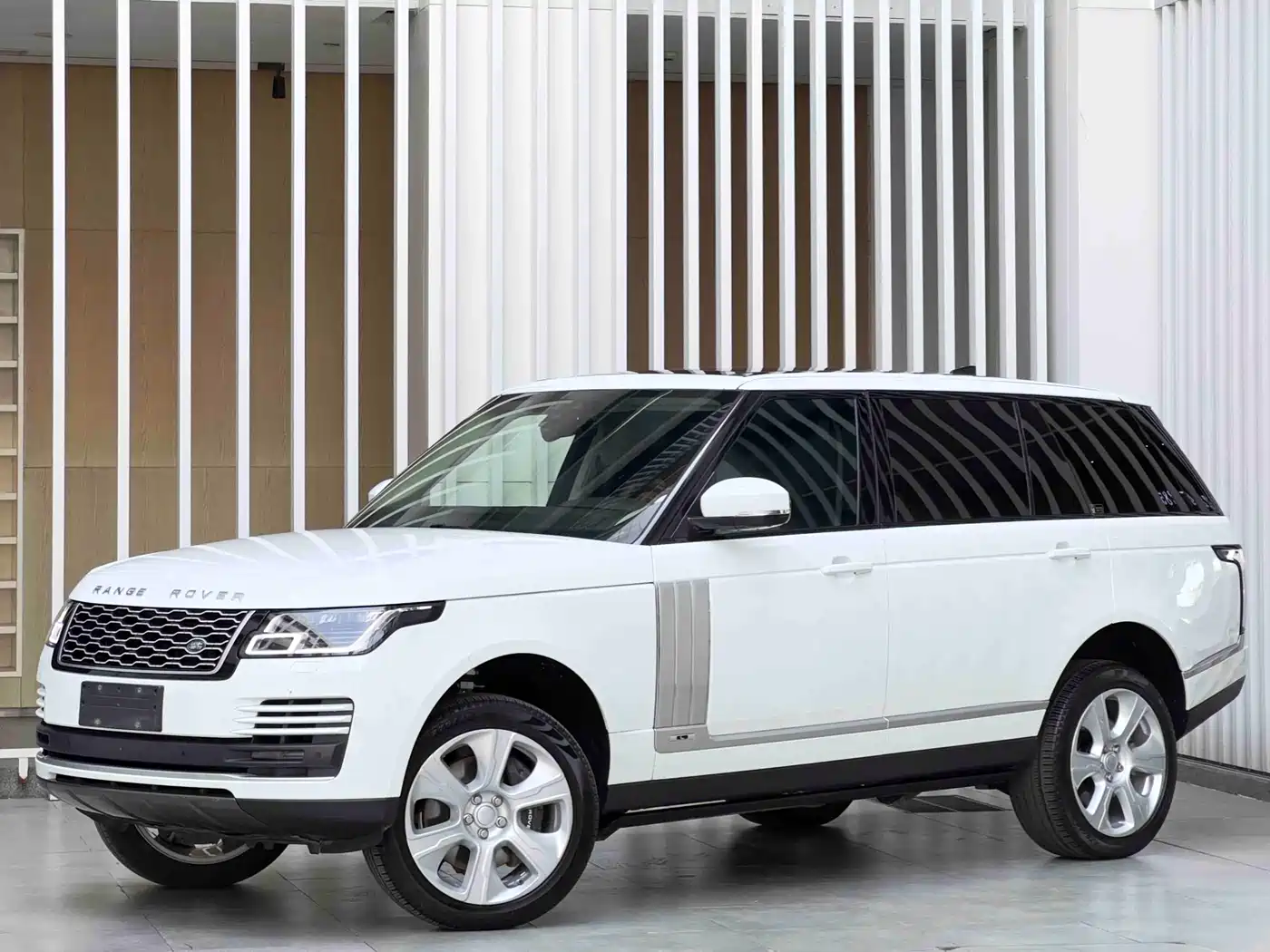 Land Rover Range Rover 2019 3.0 SC V6 Heritage Extended Edition