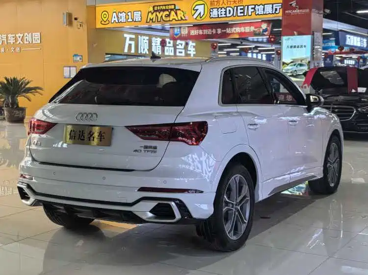 Audi Q3 2024 40 TFSI Fashion Sport фото 19