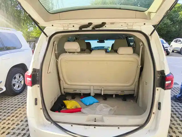 Buick GL8 2021 Land Business Class 652T Comfort — фото 5
