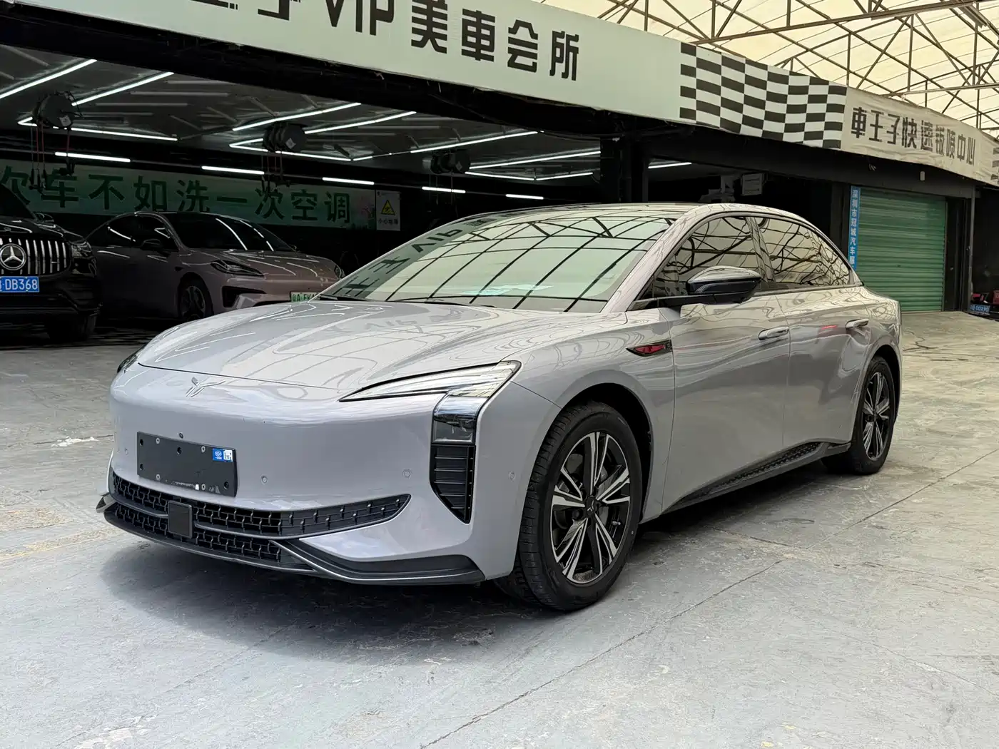 Hongqi EH7 2024 690 Pro фото 2