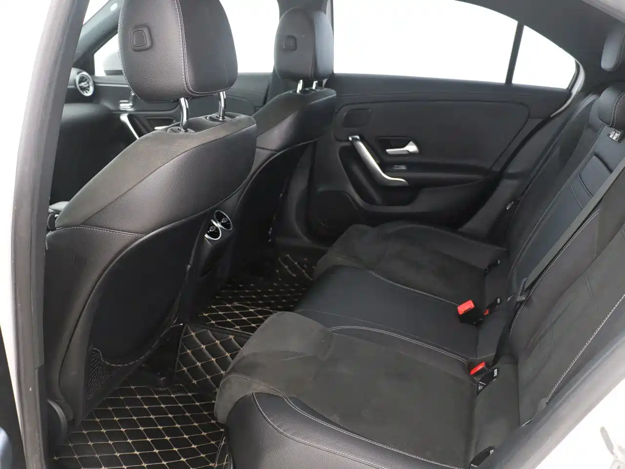 Mercedes-Benz A-Class 2020 A 200 L Sport Sedan фото 9