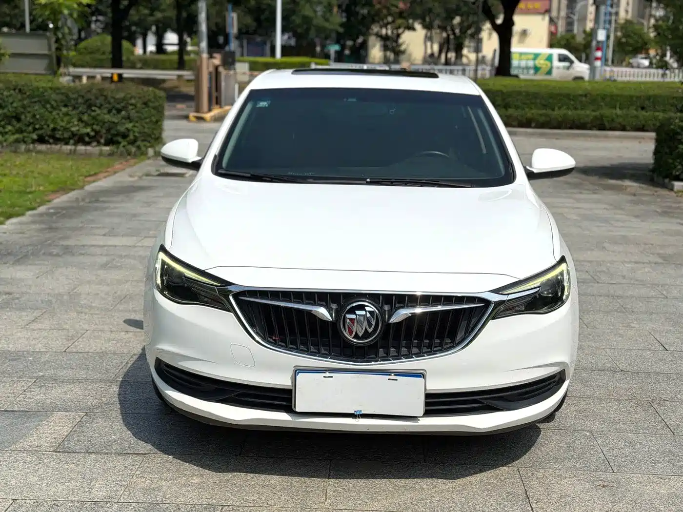 Buick Excelle 2019 18T Auto Connected Elite China VI фото 2