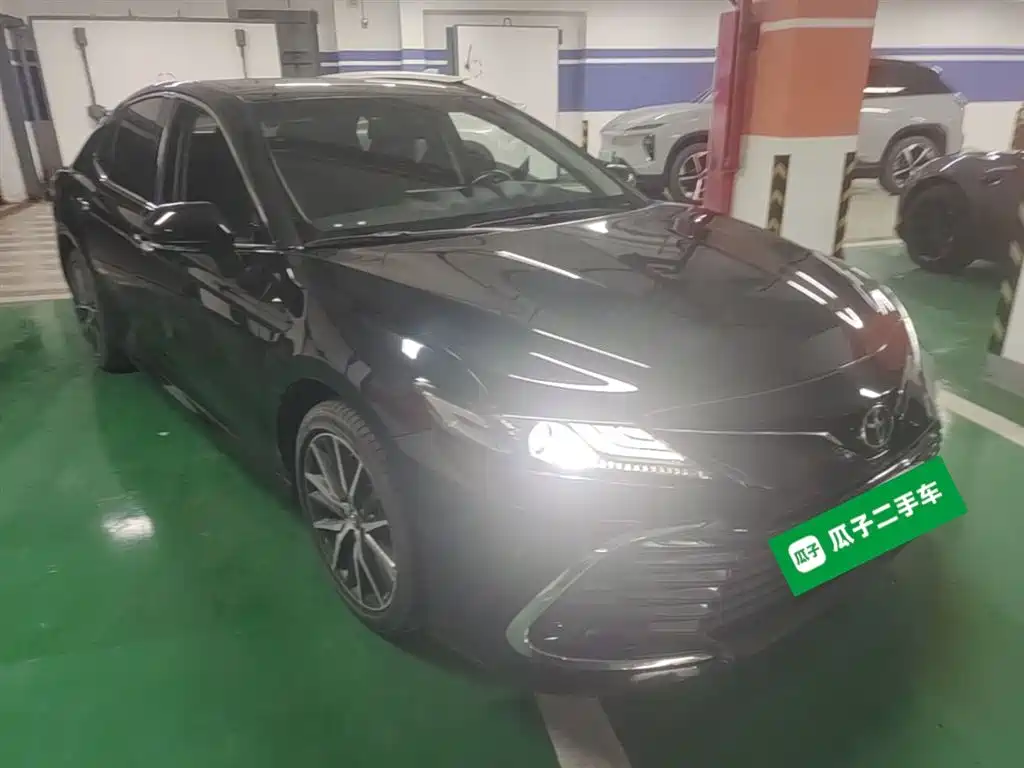 Toyota Camry 2021 2.5G Luxury Edition фото 4