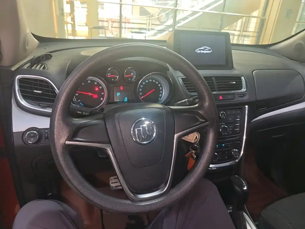 Фото 10 - Buick Encore