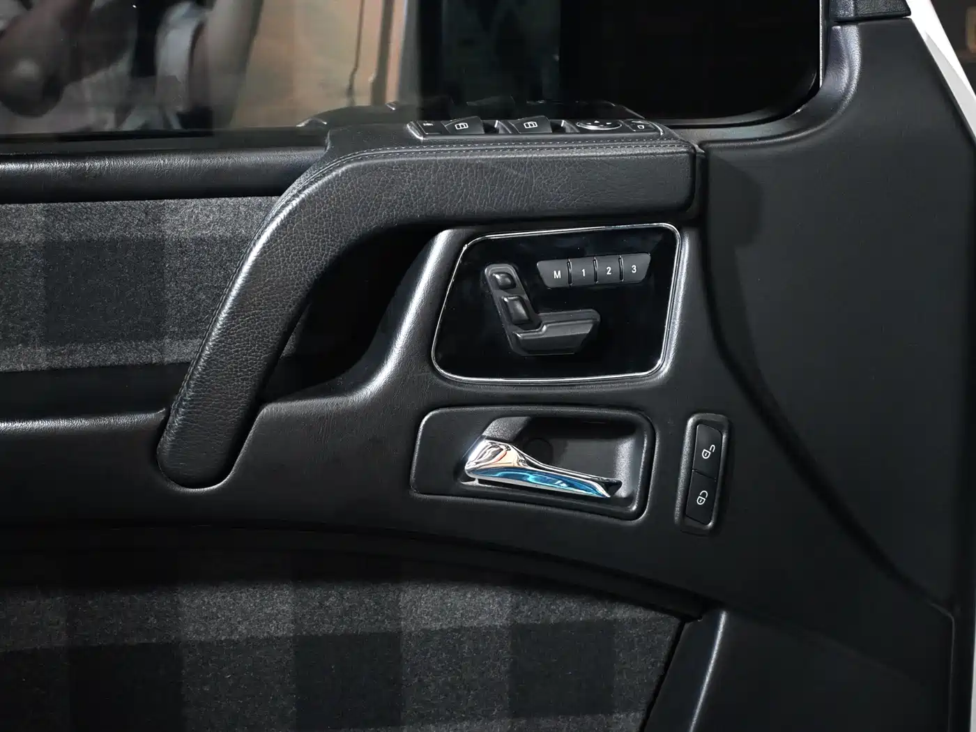 Mercedes-Benz G-Class 2016 G 500 фото 15