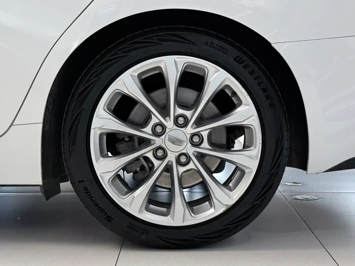 Cadillac CT5 2020 Facelift 28T Leading Sport Edition фото 13