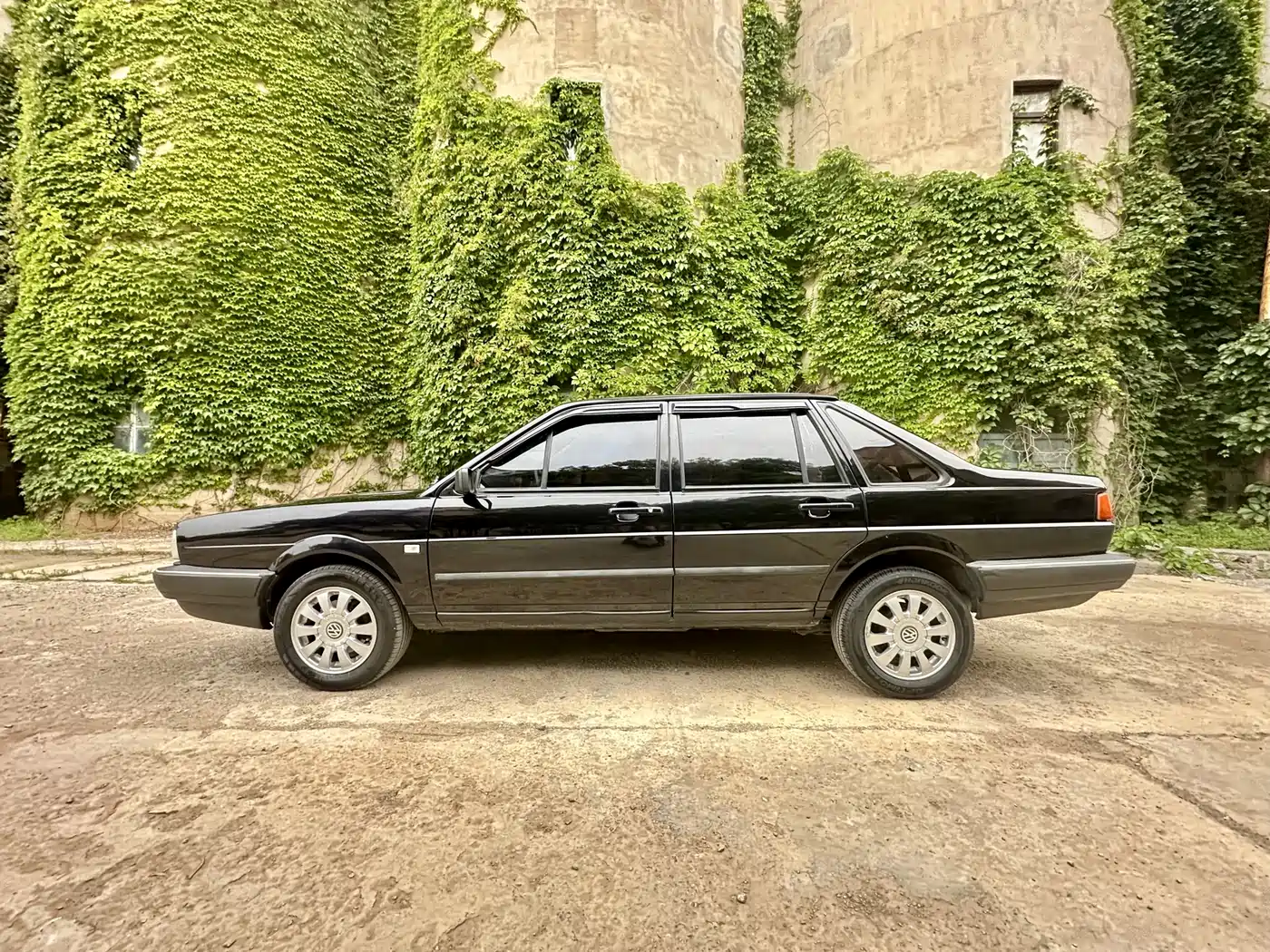 Volkswagen Santana Classic фото 4