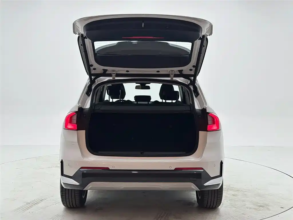 BMW X1 2023 sDrive20Li X Design Package фото 8