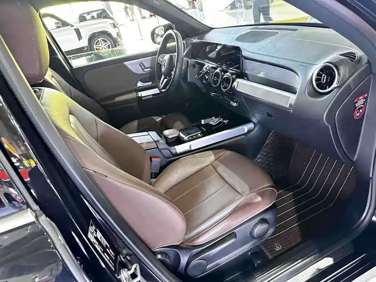 Mercedes-Benz GLB 2023 Facelift GLB 200 Dynamic фото 18