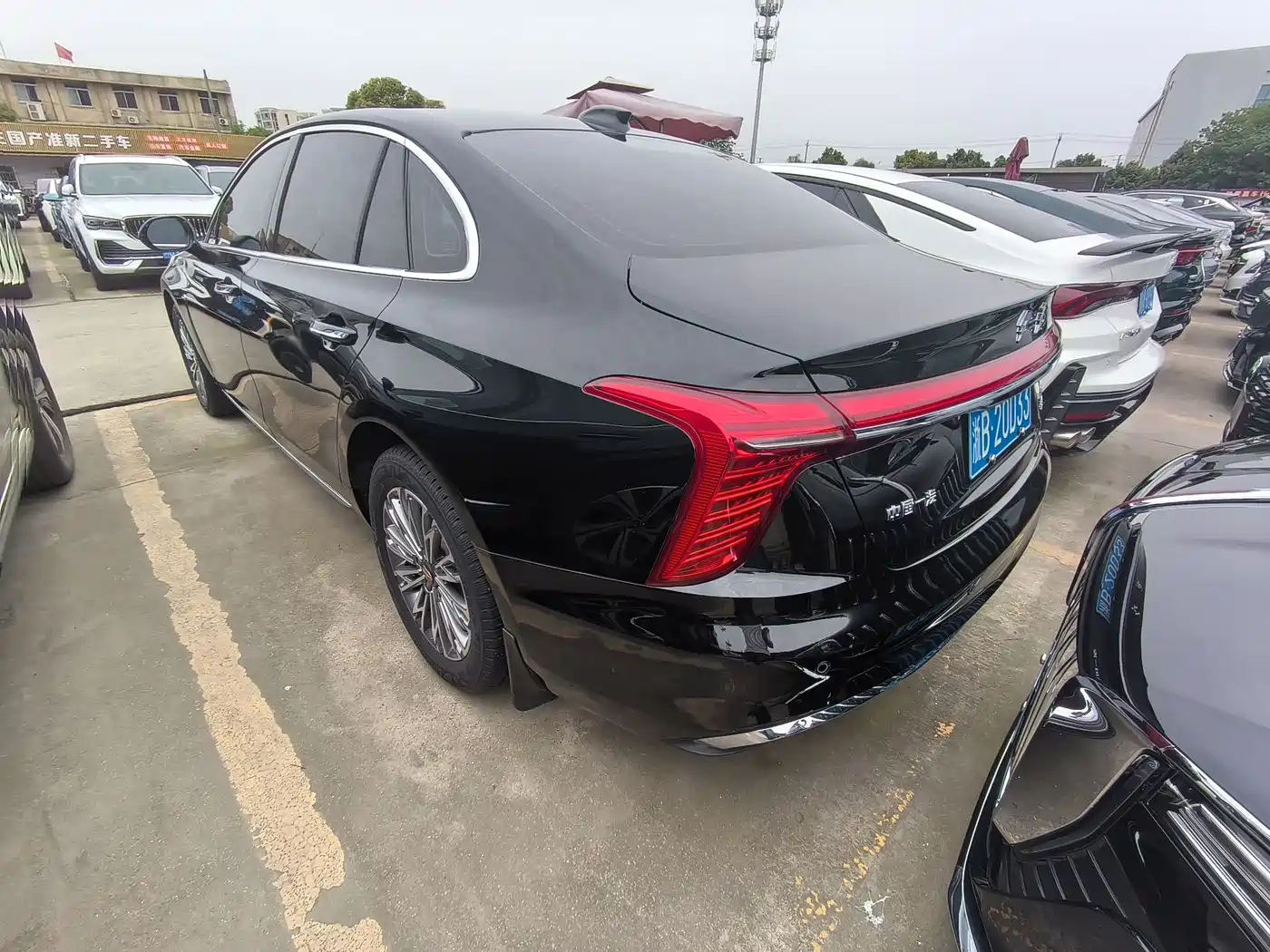 Hongqi H5 2023 1.5T DCT Smart Connect Joy Edition фото 14