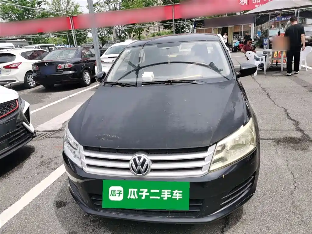 Volkswagen Santana 2013 1.4L Manual Trend Edition фото 3