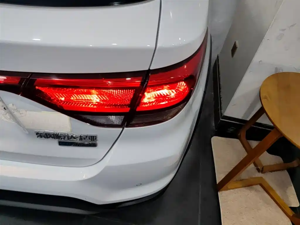 Kia KX CROSS 2019 1.6L Automatic Smart Sunroof Edition China VI фото 8