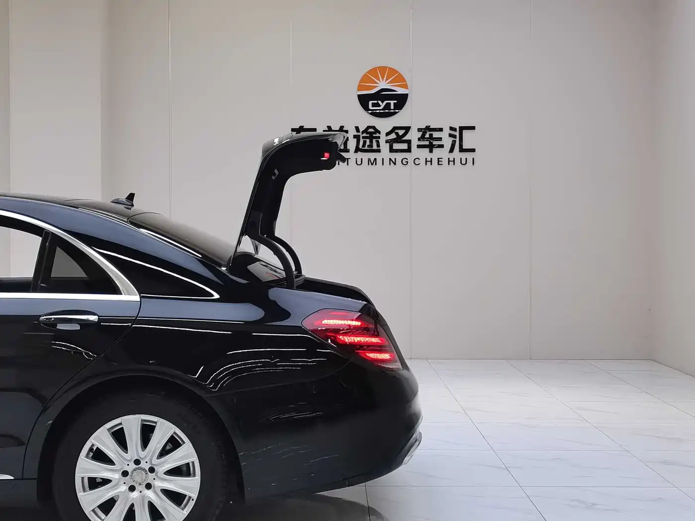 Mercedes-Benz S-Class 2016 S 320 L Business Edition фото 32