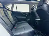 Фото 13 - Toyota Wildlander