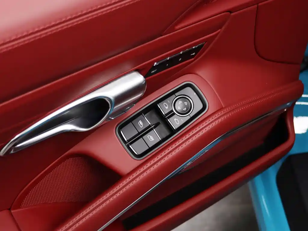 Фото 25 - Porsche 911