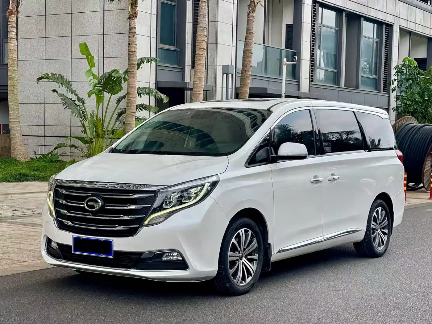 GAC Trumpchi Trumpchi M8 2018 320T Premium Edition