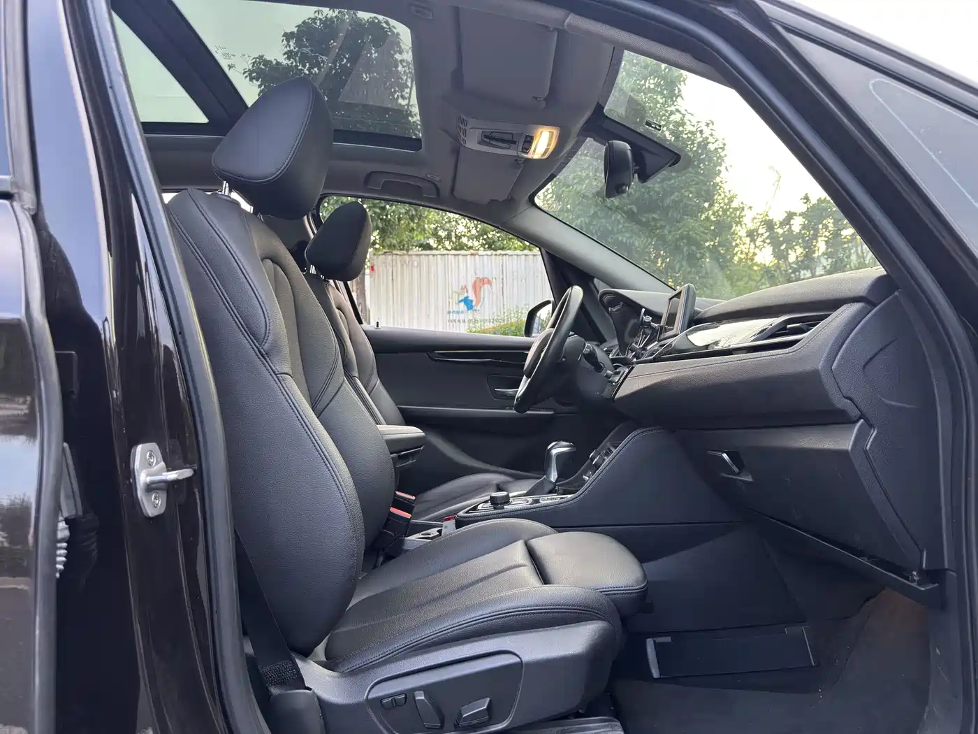 BMW 2 Series Tourer (Import) 2015 218i Sport Design Package фото 9