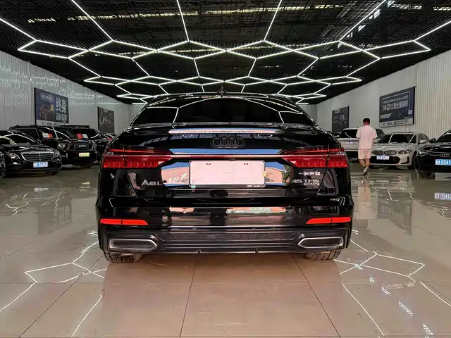 Audi A6L 2021 45 TFSI Exclusive Sport — фото 5