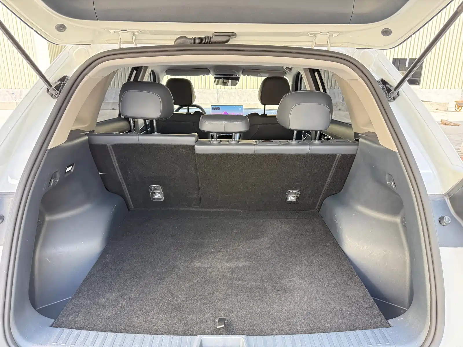 Photo 8 - Geely Galaxy Galaxy E5