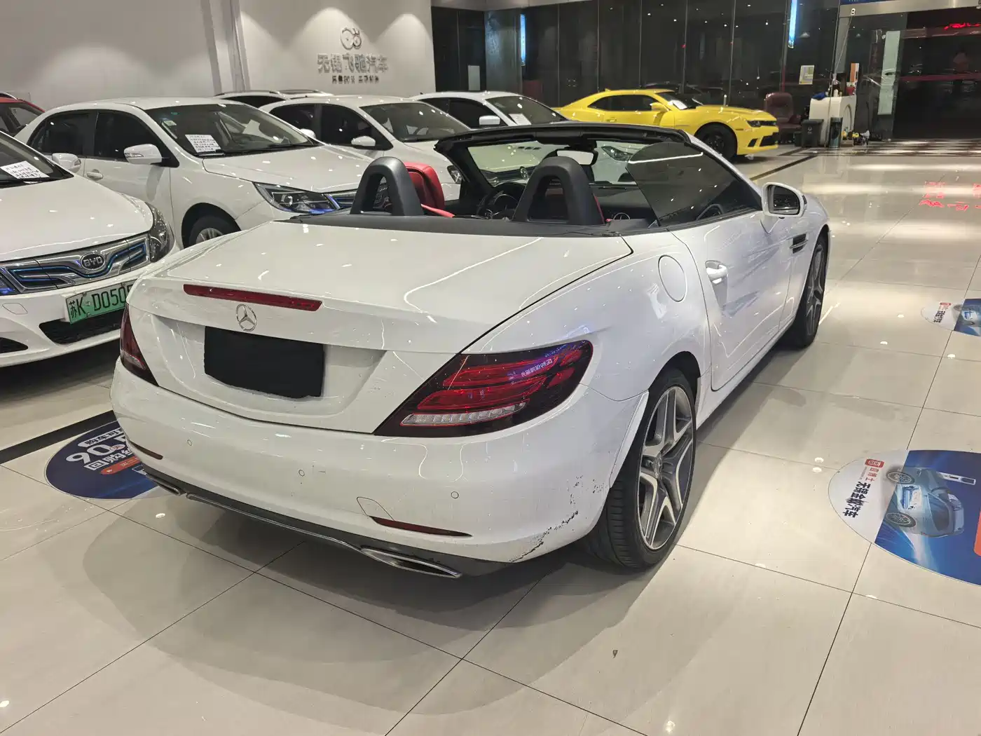 Mercedes-Benz SLC 2019 SLC 260 Jinyu Collector's Edition фото 9
