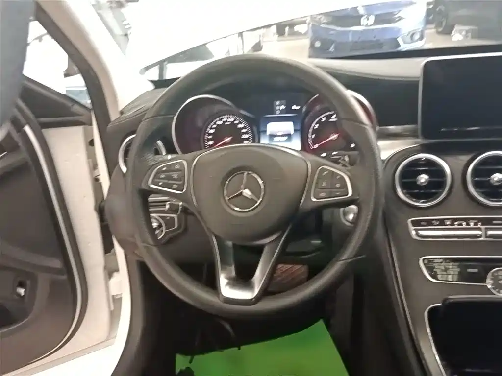 Mercedes-Benz C-Class 2016 C 200 L 4MATIC Sport фото 11