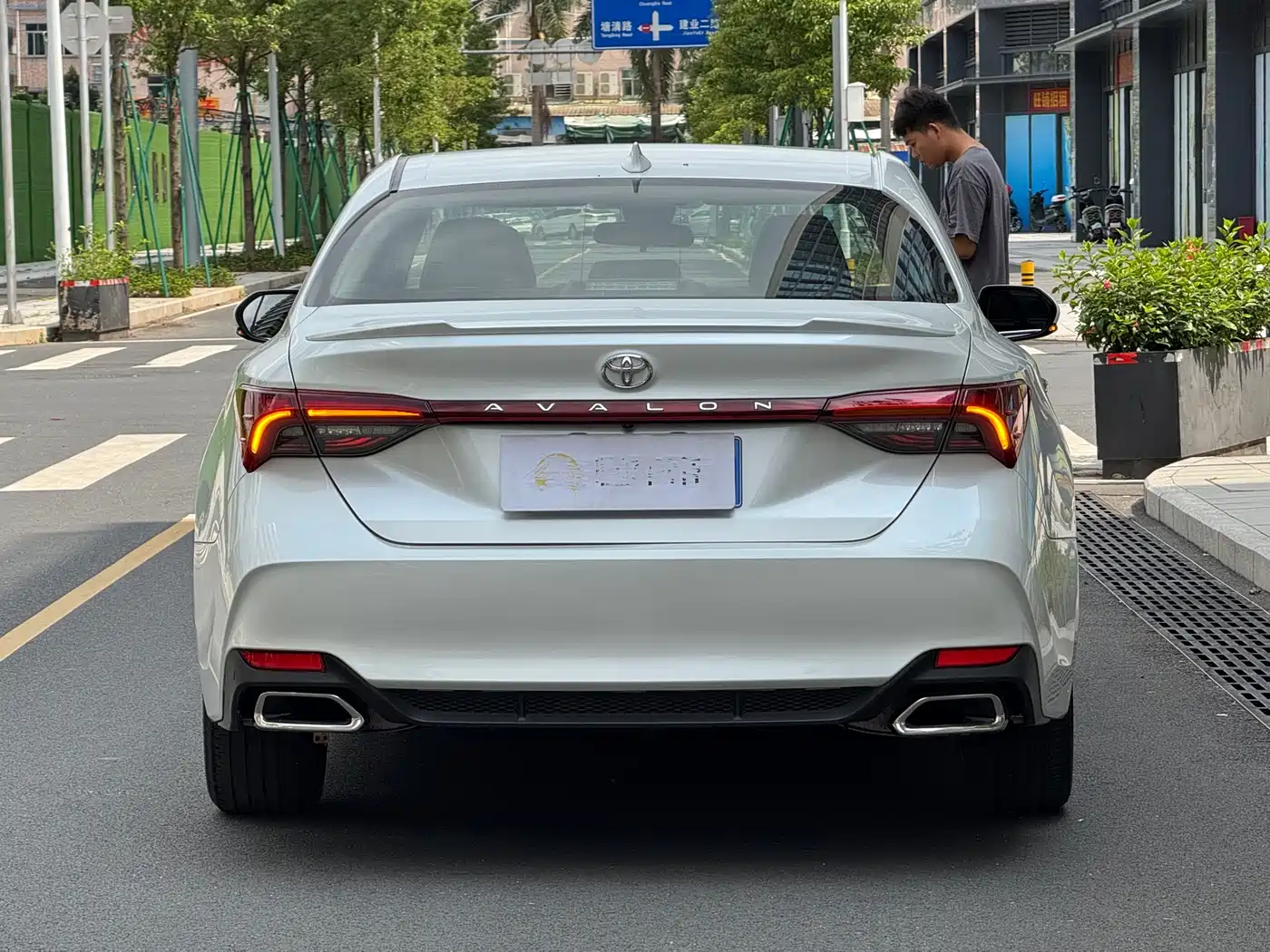 Toyota Avalon 2022 2.5L Luxury Edition фото 5