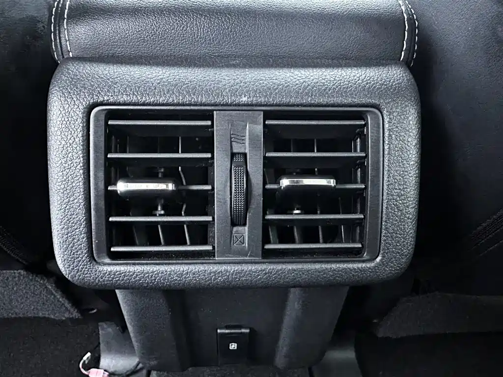 Mitsubishi Outlander 2021 2.0L FWD Comfort Edition 5-seater фото 23