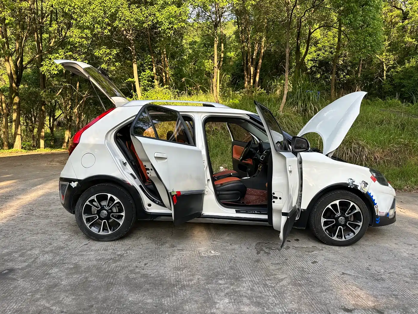 MG 3SW 2016 2015 1.5L AMT Elite